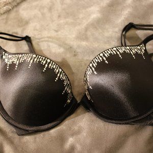 VS - Very Sexy Push-up/ pigeonnant in black